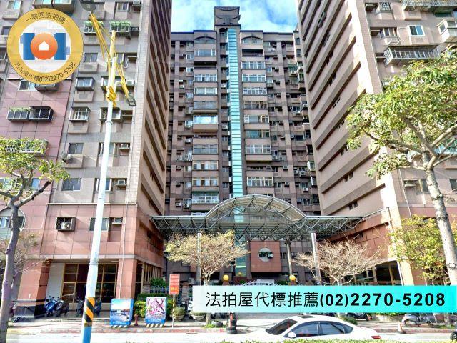 八里法拍大樓-1